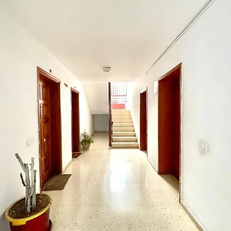 Urb. Palmeras Del Sur Con Piscina * 阿德耶
