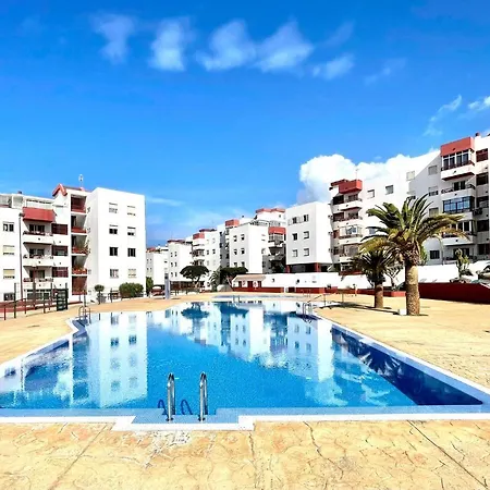 Urb. Palmeras Del Sur Con Piscina 公寓
