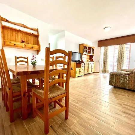 Apartman Urb. Palmeras Del Sur Con Piscina *