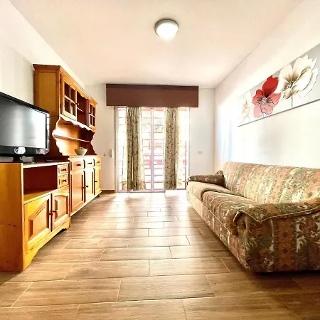 Urb. Palmeras Del Sur Con Piscina Apartament Costa Adeje (Tenerife)