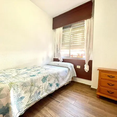 Apartamento Urb. Palmeras Del Sur Con Piscina *
