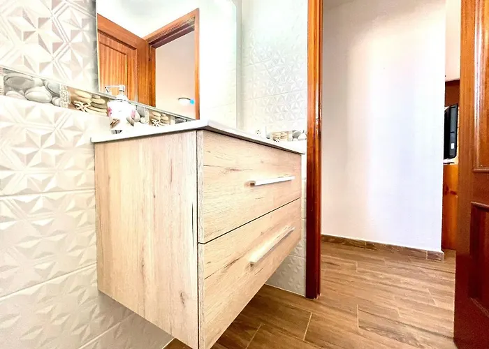 Urb. Palmeras Del Sur Con Piscina 아파트 *