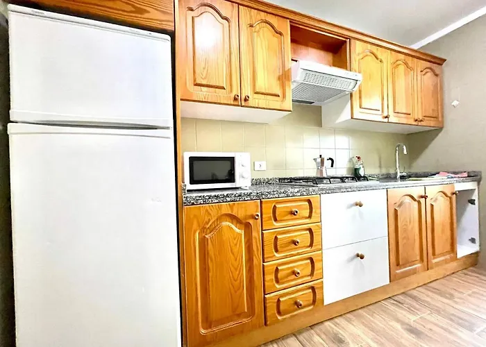 Urb. Palmeras Del Sur Con Piscina